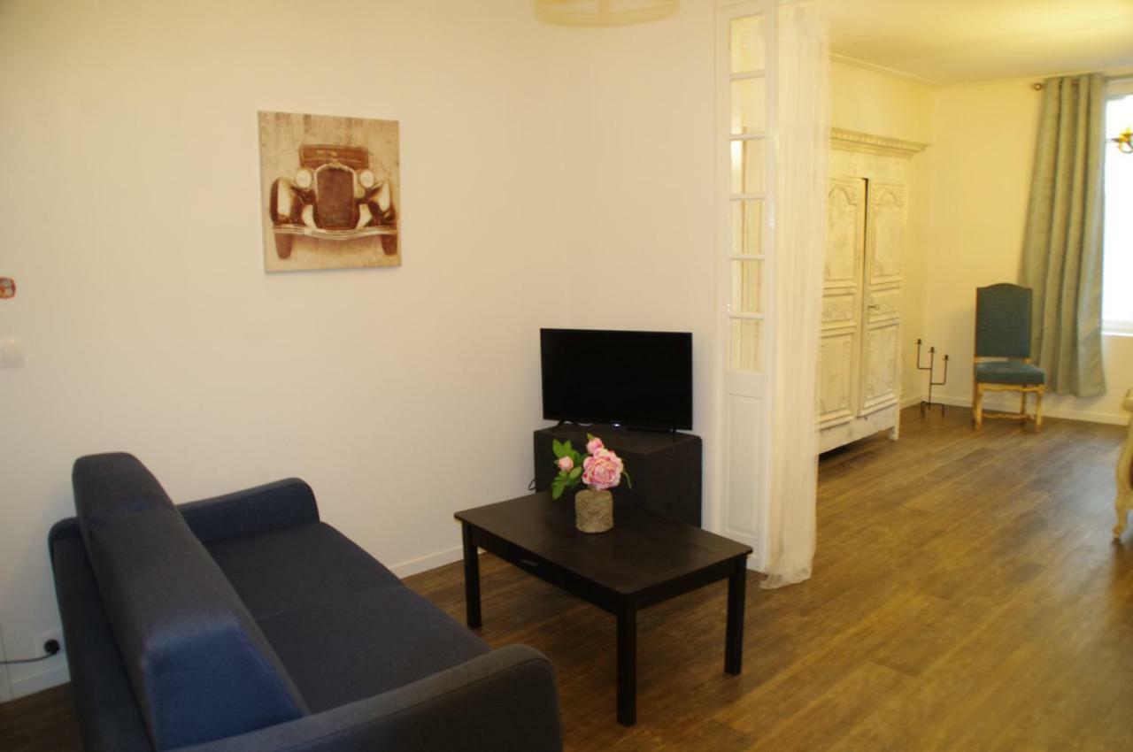 La Cour Royale Apartamento Bayeux Exterior foto